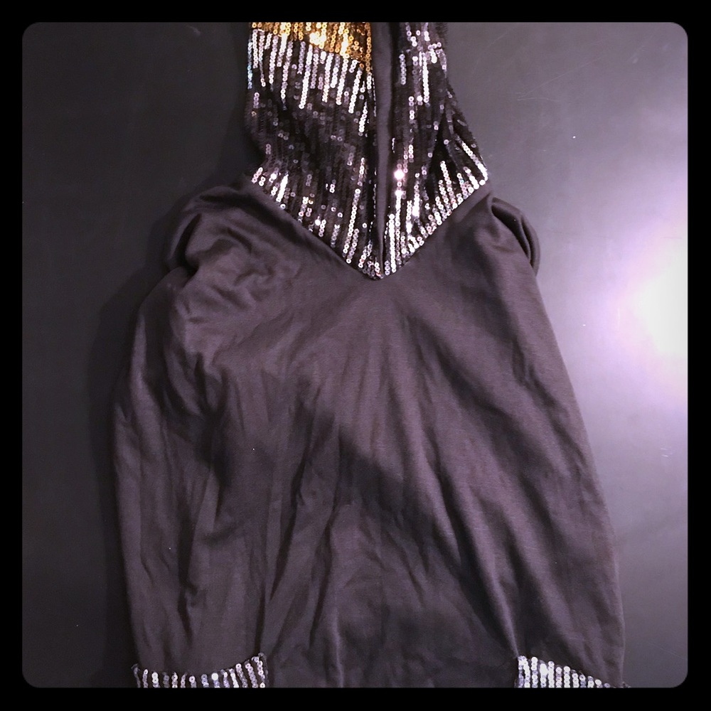 Flaucy Queens Oversized Sequin Poncho